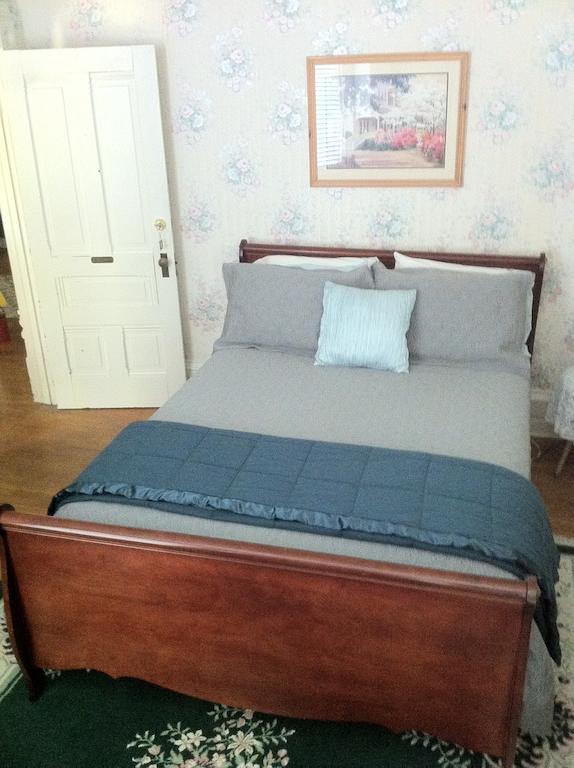 Grand Avenue Bed And Breakfast Картагена Стая снимка