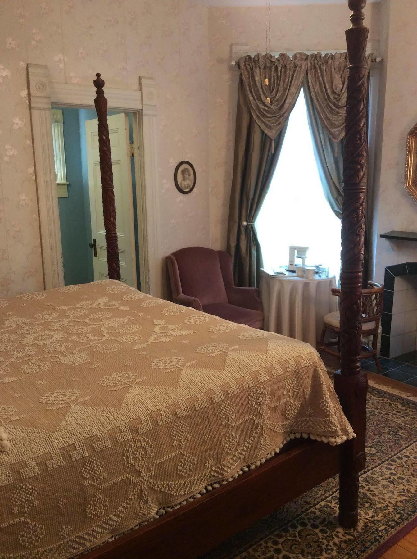 Grand Avenue Bed And Breakfast Картагена Екстериор снимка